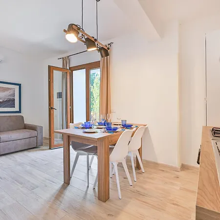 La Pinetina - Marina Di Campo Apartmán *